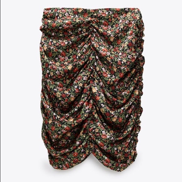 ZARA draped floral mini SKIRT - Picture 5 of 8